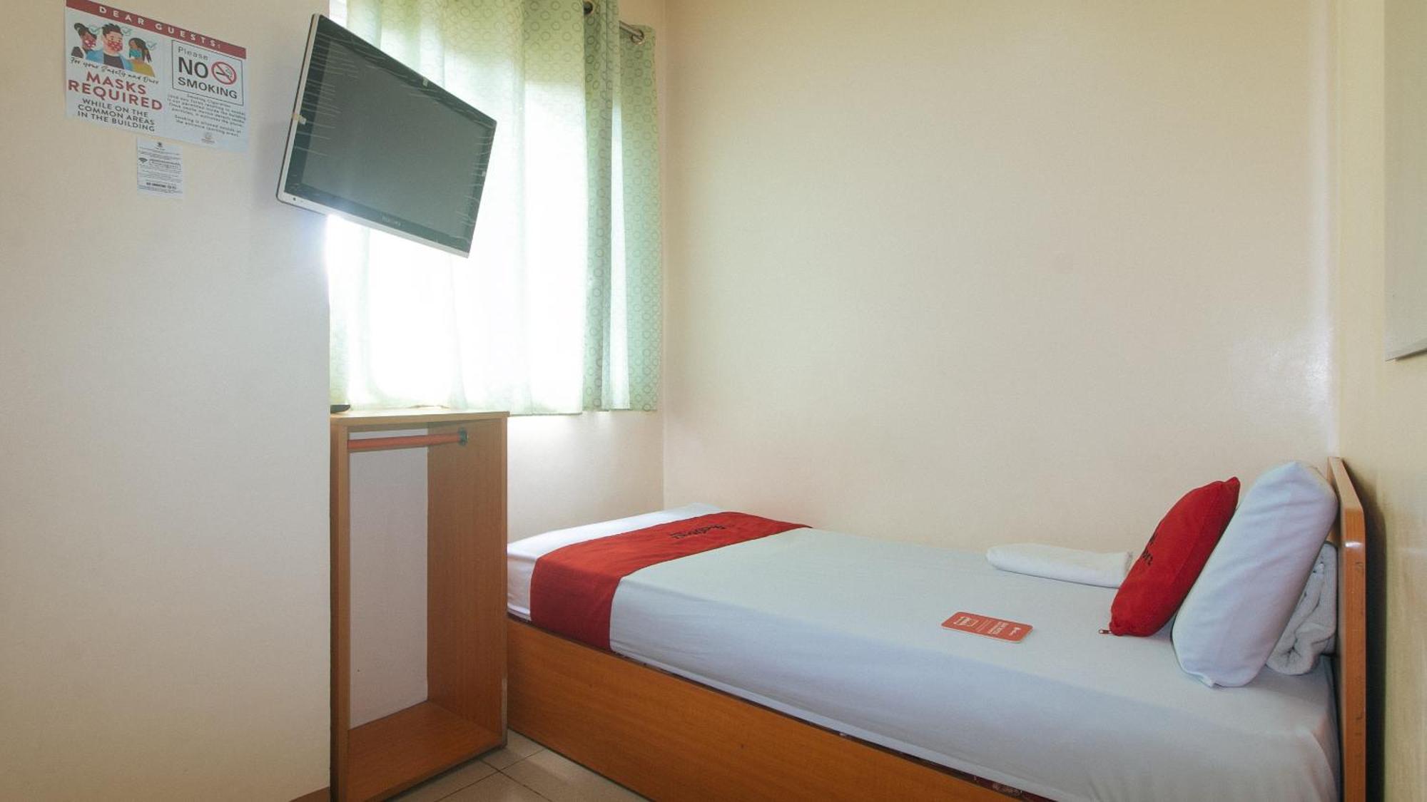 Reddoorz @ Asiana Pension Inn Mandawe Extérieur photo
